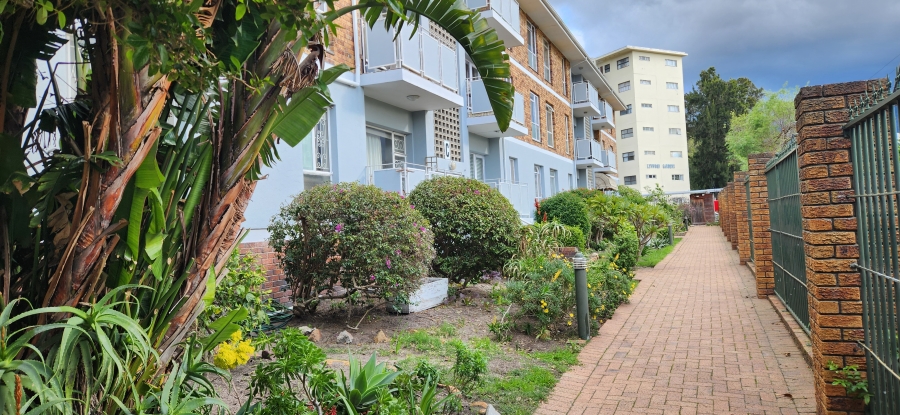 To Let 2 Bedroom Property for Rent in Claremont Western Cape